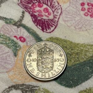 🪙 1963 United Kingdom One Shilling — Queen Elizabeth II — English Reverse —